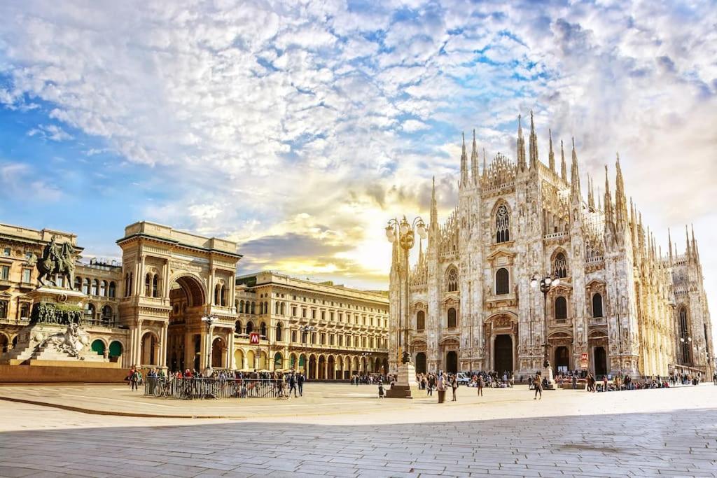 Piazza Duomo - Antico Appartamento Dell'800 ميلان المظهر الخارجي الصورة