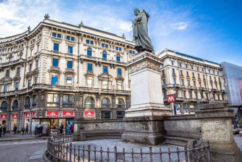 Piazza Duomo - Antico Appartamento Dell'800 ميلان المظهر الخارجي الصورة